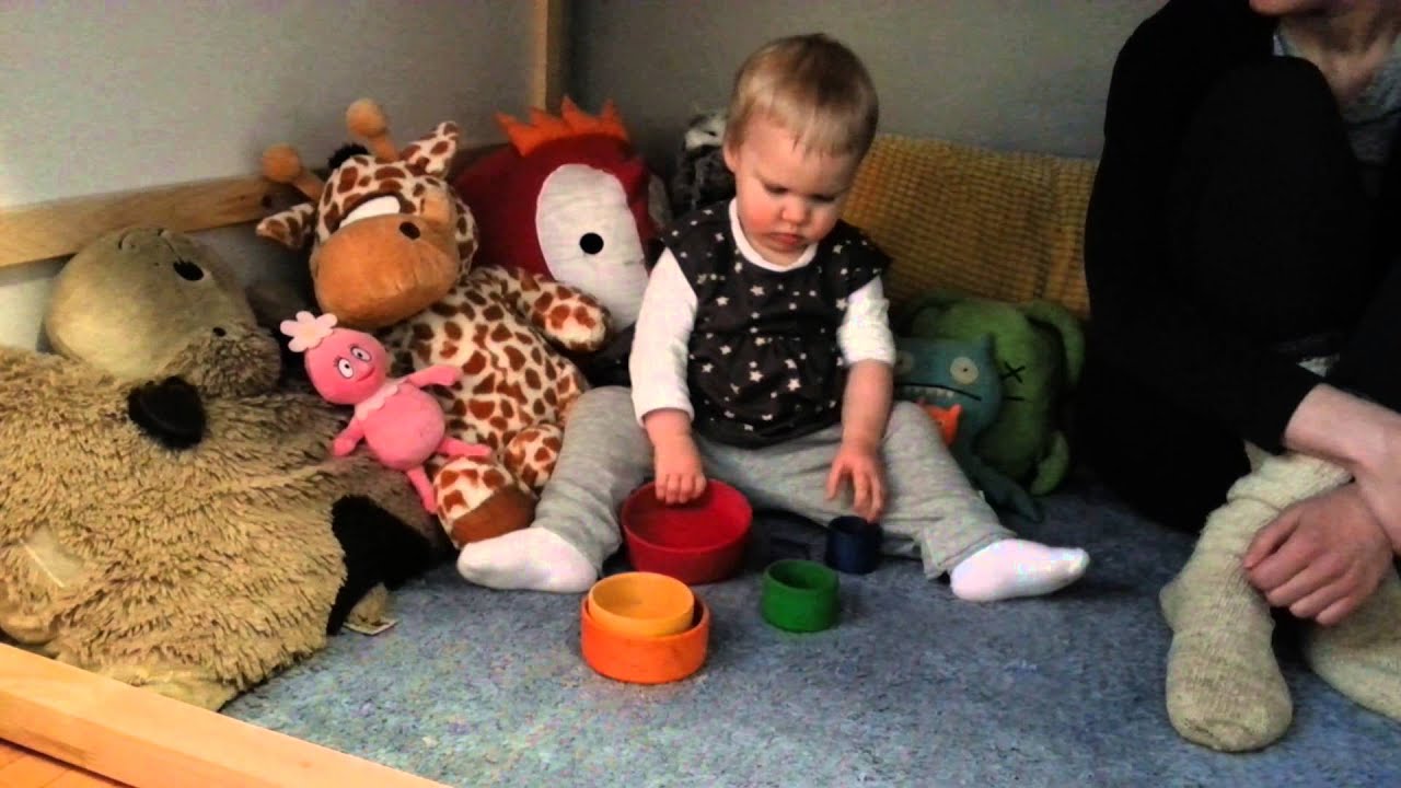 Rainbow nesting bowls
