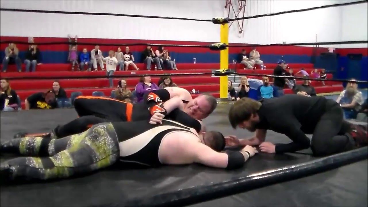 Johnny Stratlin vs Angus Barnett NWA Supreme March Mayhem 2016
