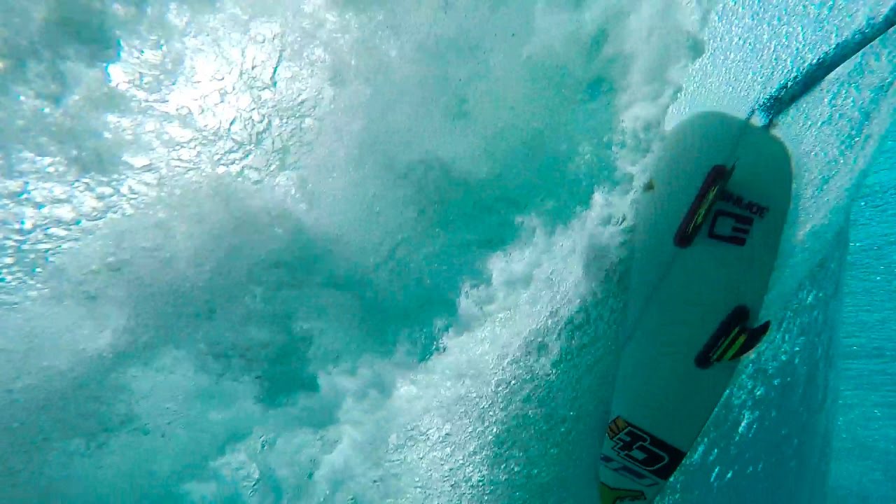 GoPro: Guilherme Sodré | Joao Chumbinho - Haleiwa, HI - 01.20.17 - Surf
