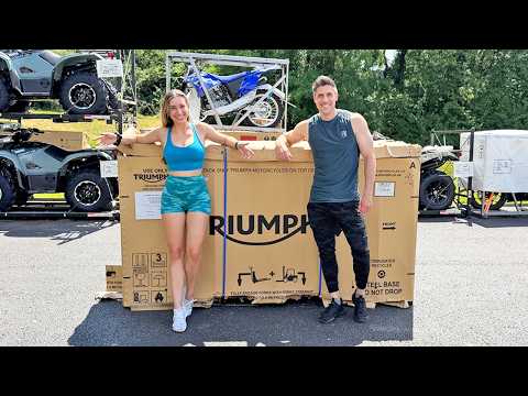Unboxing a Special Elvis Edition Triumph Motorcycle!!! thumbnail