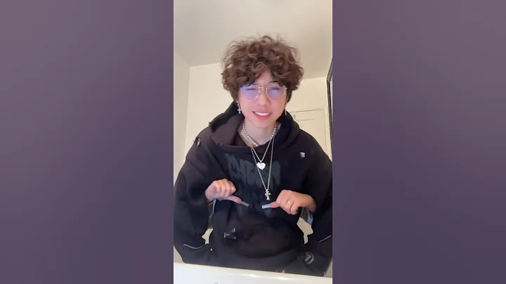 Who Is That Behind? #asher #shorts