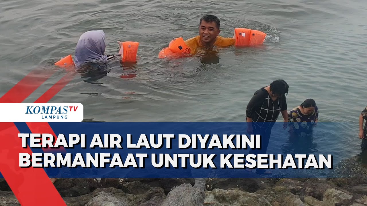 Terapi Berenang Air Laut di Pantai Kunyit Lampung