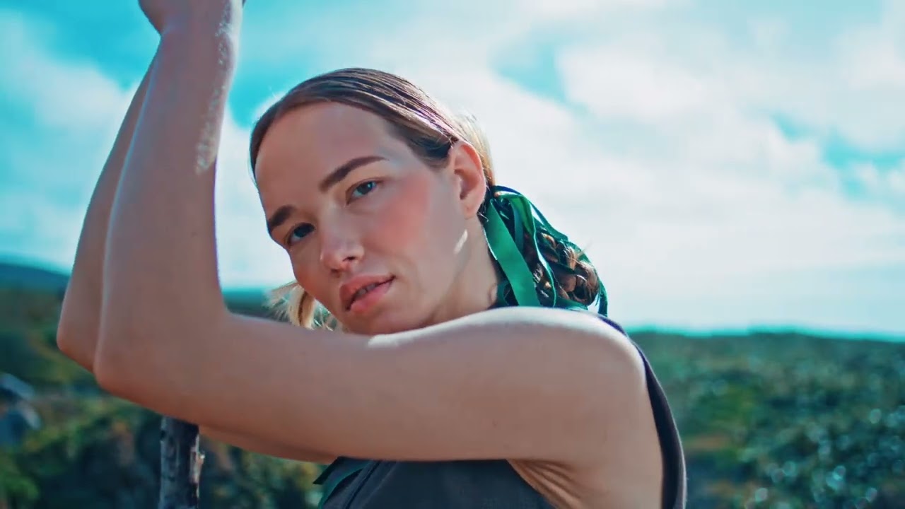 ABAHÁZI.RT - ELDOBOTT KŐ (official lyric video)