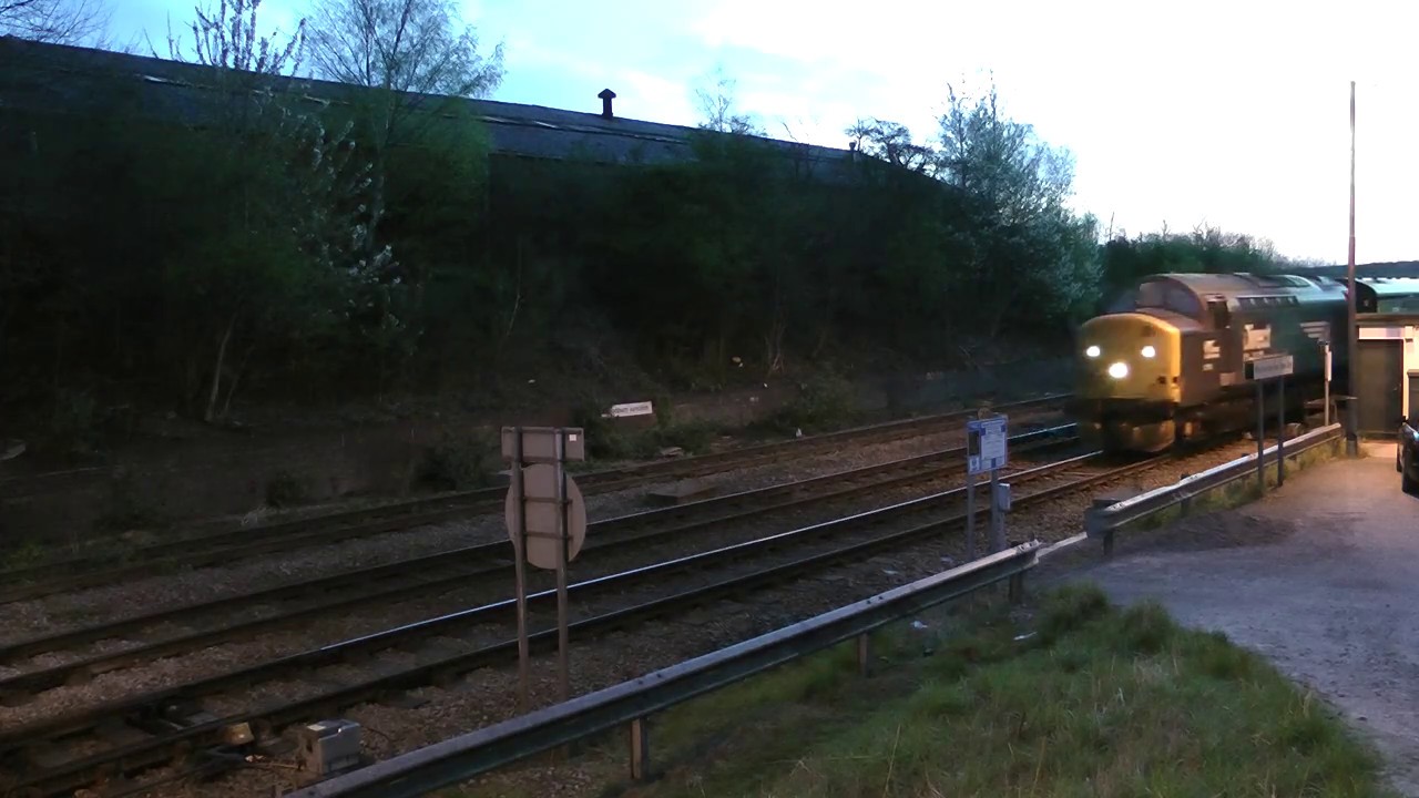 37716 + 37069 on 1Z76 Railtour at Woodburn Junction