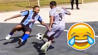 FUNNY FOOTBALL VIDEOS 🤣 FAILS, SKILLS, GOALS, MEMES & MORE screenshot 4