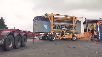 Combilift Straddle Carrier (2021)