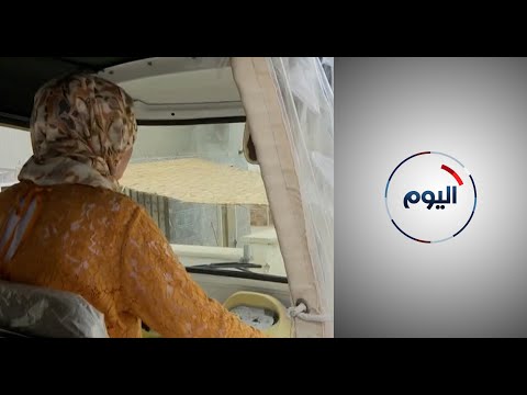 سيدة لبنانية تصبح أول سائقة توك توك بالبلاد وتكسر الصورة النمطية
