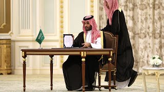 Fireside Chat with Richard Fontaine and Karen House
Saudi Crown Prince Mohammed bin Salman (MBS) has emerged as a singular figure in the history of Saudi Arabia. In her new biography, journalist Karen House illustrates the crown prince’s rise to power and his influence on the politics of an ever-shifting Middle East. Through extensive direct interviews with MBS, House unpacks his vision for the future of Saudi Arabia, his work to modernize the Kingdom, and his sometimes controversial ruling style.
In The Man Who Would Be King: Mohammed bin Salman and the Transformation of Saudi Arabia, Karen House, Pulitzer Prize–winning journalist and former publisher of the Wall Street Journal combines deep reporting with cutting analysis to tell one of the most important stories of the modern Middle East.
Join the Center for a New American Security on Wednesday, August 20, from 10:00 to 11:00 a.m. ET for a live, virtual discussion between author Karen House and Richard Fontaine, Chief Executive Officer at the Center for a New American Security.
For more information visit: https://www.cnas.org/events/virtual-event-fireside-chat-with-richard-fontaine-and-karen-house
Follow CNAS on:
• Twitter: https://www.twitter.com/cnasdc
• Facebook: https://www.facebook.com/cnasdc
• Instagram: https://www.instagram.com/cnasdc
• LinkedIn: https://www.linkedin.com/company/center-for-a-new-american-security/ Fireside Chat with Richard Fontaine and Karen House