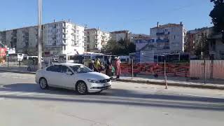 Karamürsel Belediyesi önünde ölüm tehlikesi