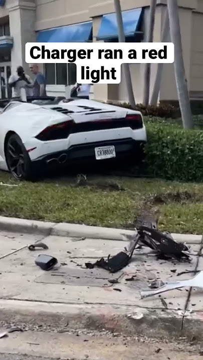 Lamborghini Crashes After Carshow 😢