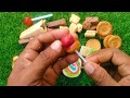 Sweets Candy ASMR Satisfying video Asmr Lollipops candy and chocolate Gummy candy Cutting video 🍭