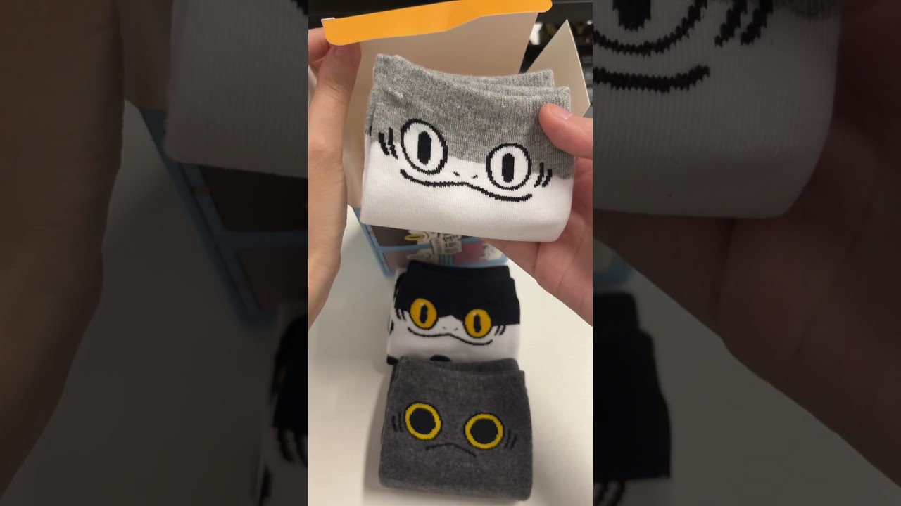 Sharkitty Socks, So Cute ! 
