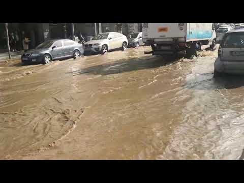Thestival.gr Πλημμυρισμένος δρόμος 2