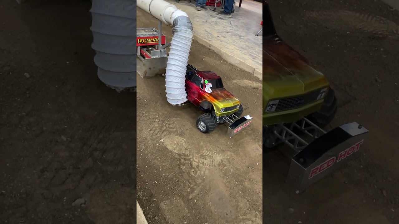 Nitro RC trucks pulling at the 2024 World Championships