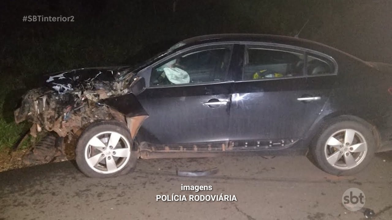 Adolescente em moto bate em carro e provoca colisão do veículo em  restaurante de Marília, Bauru e Marília