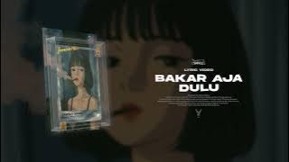 SMVLL - SANTUY BRODI (Video Lirik)