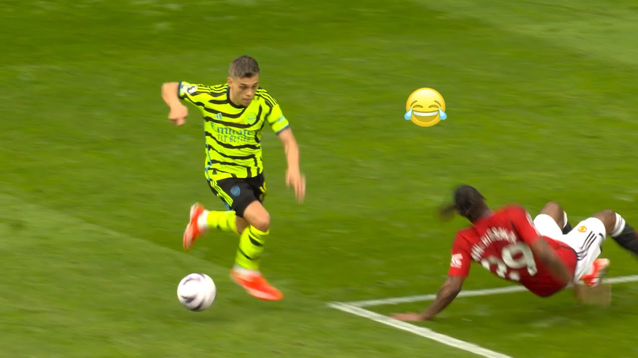 Trossard plays Street Football for Arsenal 👌👀👌