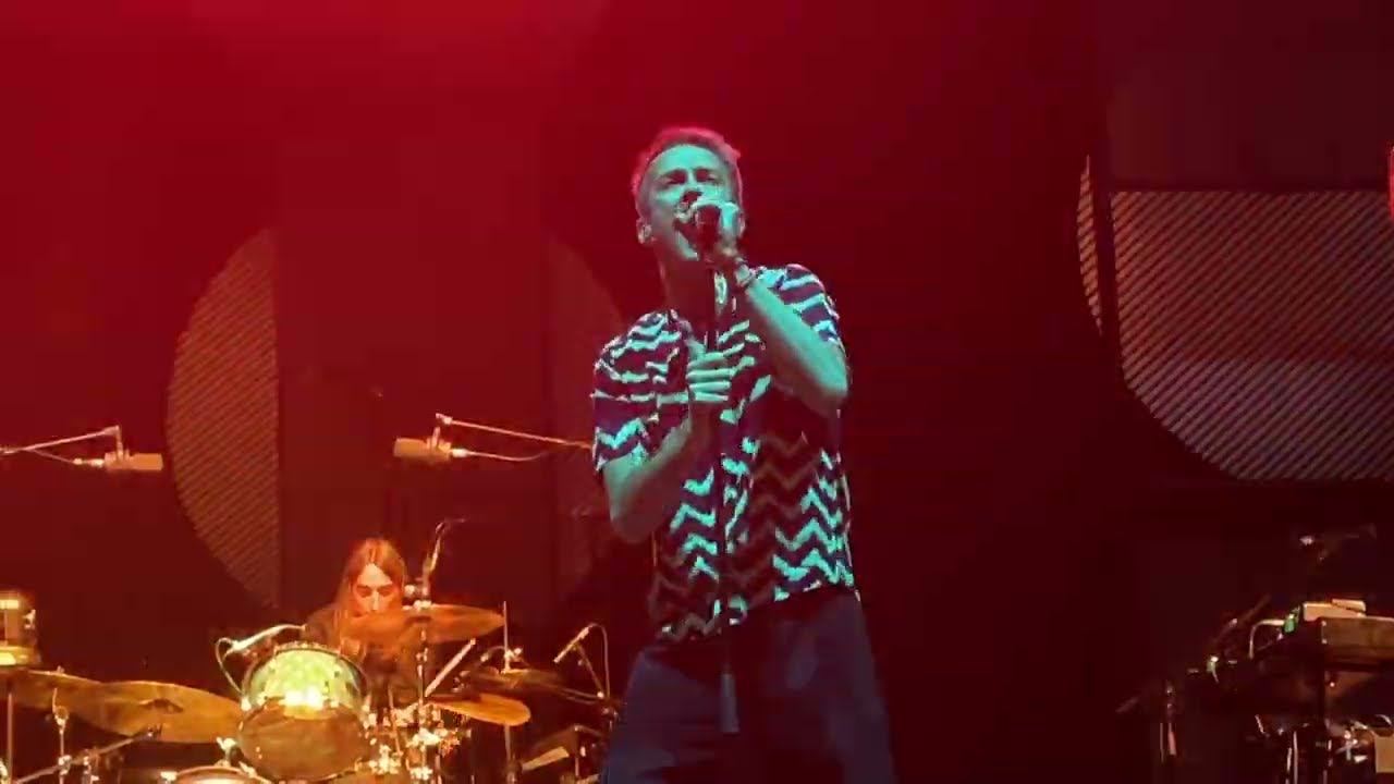 Watch VETUSTA MORLA - Puentes (Live Icónica Fest Sevilla 2024) on YouTube Watch VETUSTA MORLA - Puentes (Live Icónica Fest Sevilla 2024) on YouTube