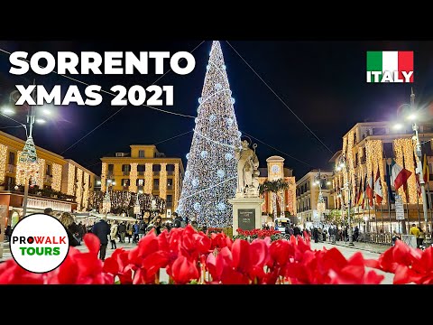 Sorrento, Italy 2021 Christmas Lights Walking Tour - 4K - With Captions