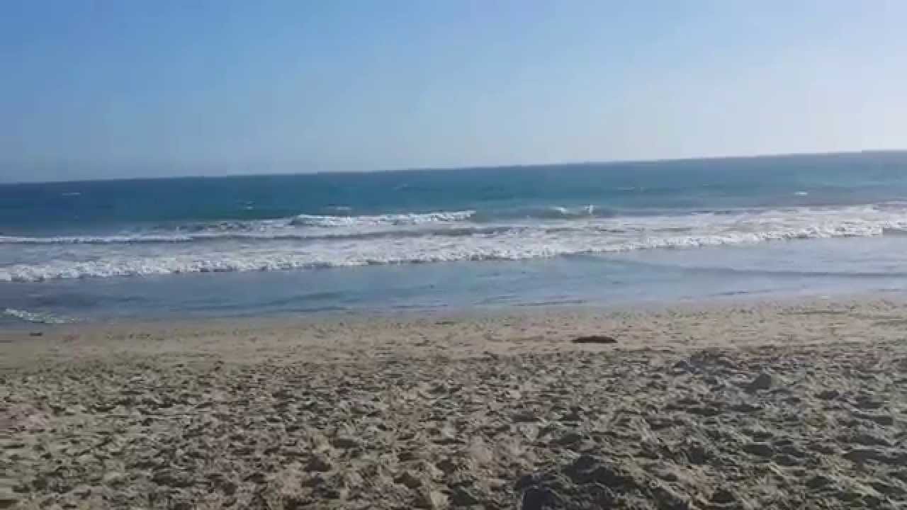 American Woman RV VW Rialta  Zuma Beach Malibu Ca FREE Beach Parking  And Movie Houses They Rent