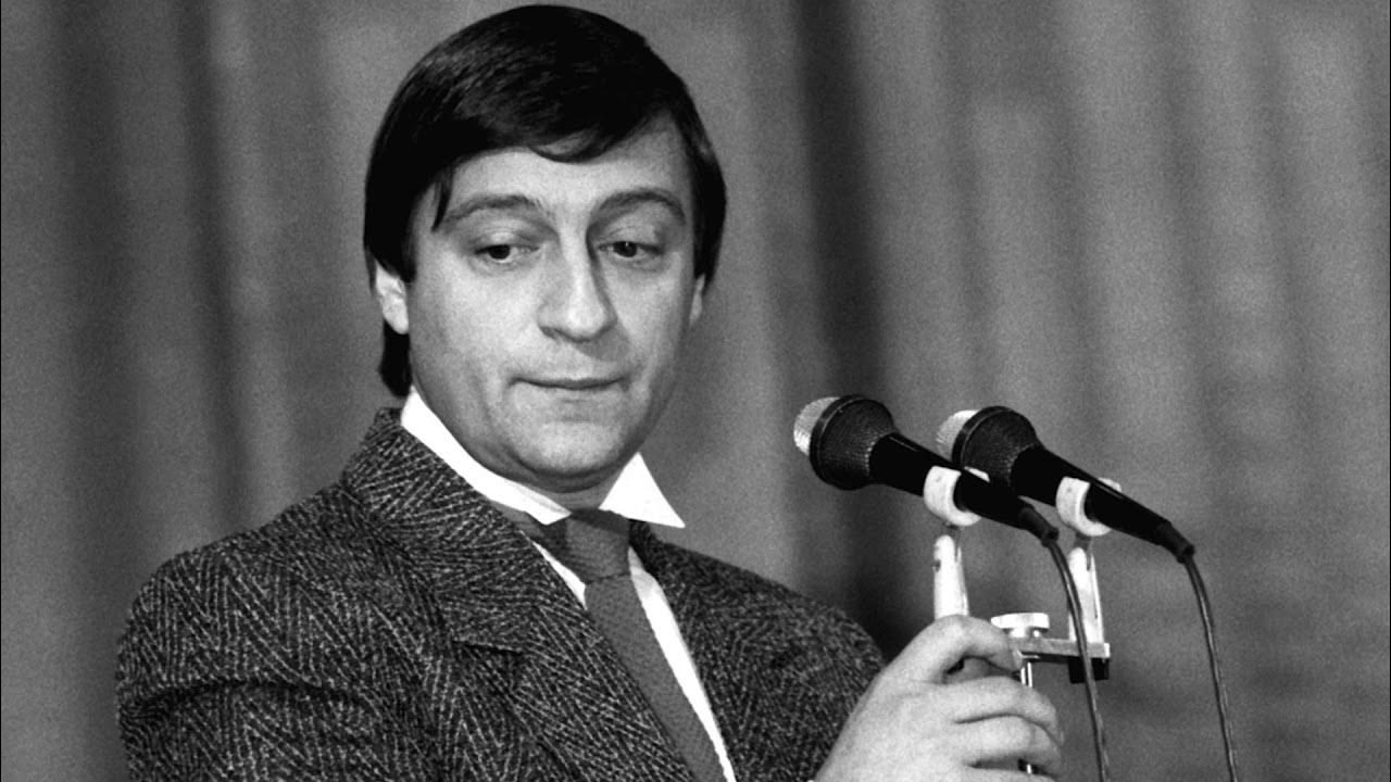 Е хазанов. Е хазанов. Е хазанов. Юморист хазанов. Хазанов молодой.