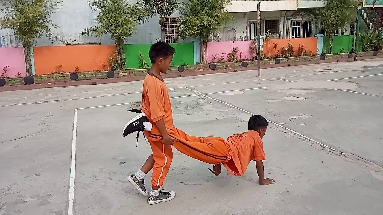 Gerobak Sodor Latihan Kekuatan Otot Lengan SDN 004 Batu Ampar