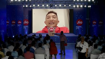 Huấn hoa hồng giảng về đạo lí mượn tiền.