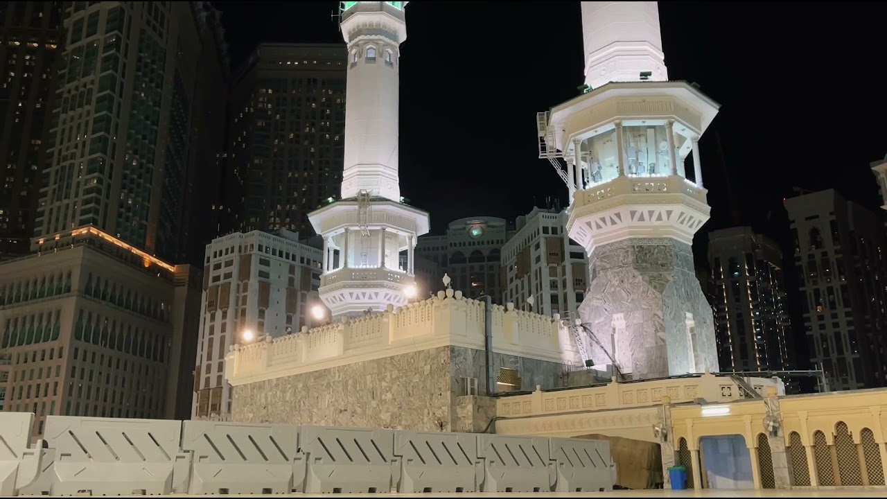 تسجيل من الحرم المكي صلاة الفجر الشيخ بندر بليلة 1 رجب 1443هـ