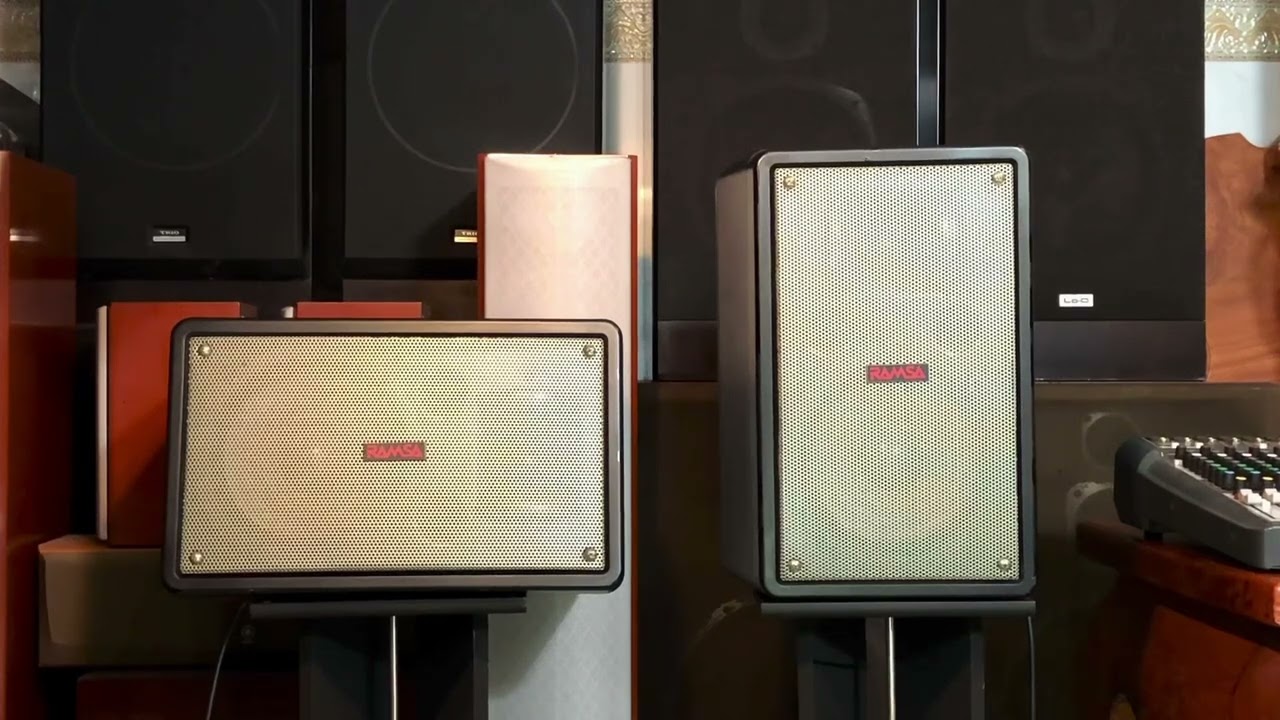 PANASONIC RAMSA Compact High Power Speaker WS-A85 - YouTube