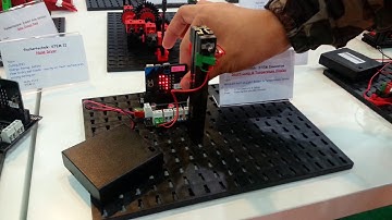BBC micro:bit + fischertechnik STEM2 sence light