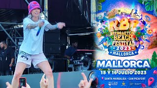 Reggaeton Beach Fest 2023: YOUNG MIKO MEJOR CONCIERTO DE 2023, ¡Ella tiene fans en Mallorca Islas!