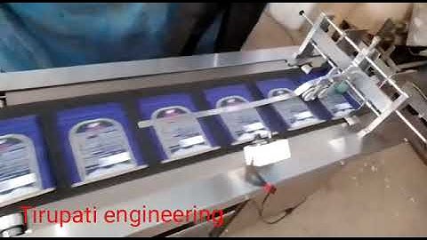 Automatic zipper pouch feeder conveyor machine