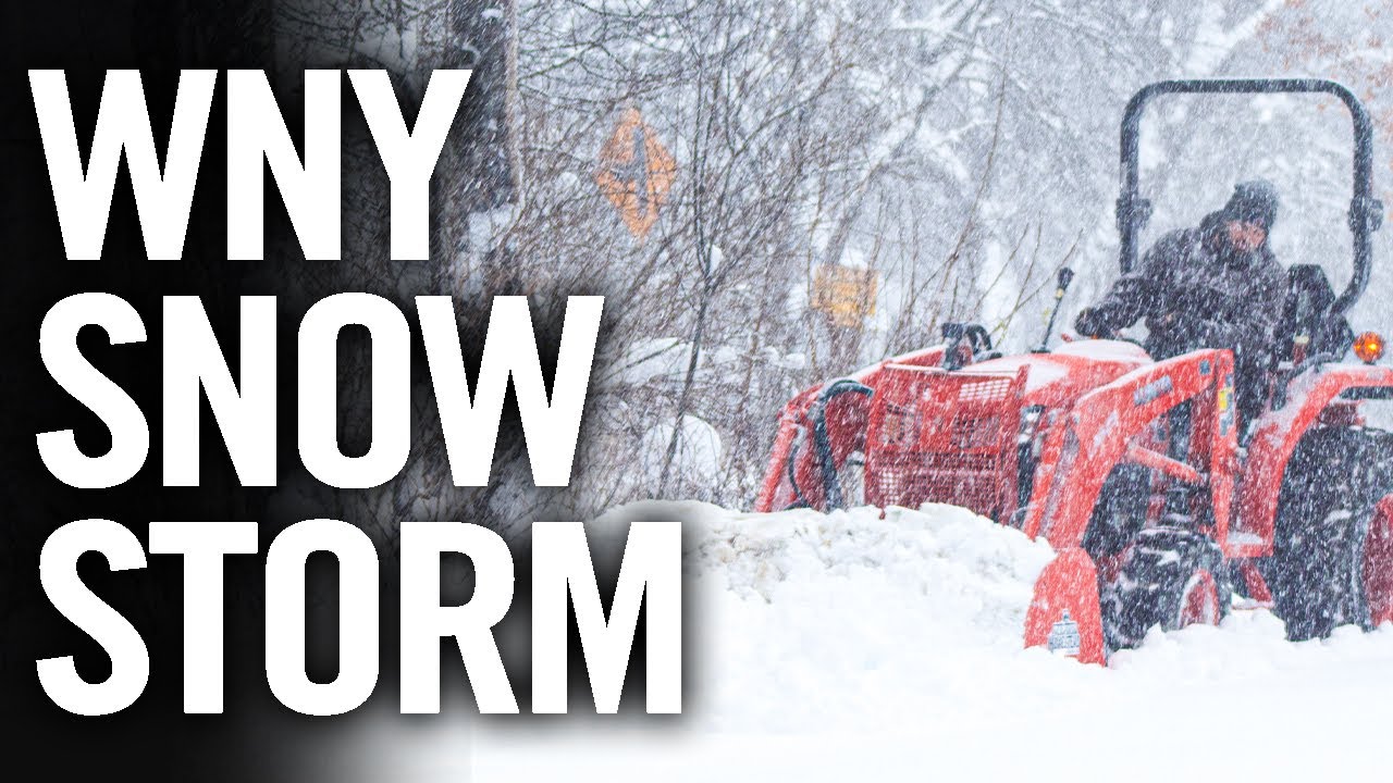 Lake Effect Snow Storm in Western New York: Snow Pusher at Work - YouTube