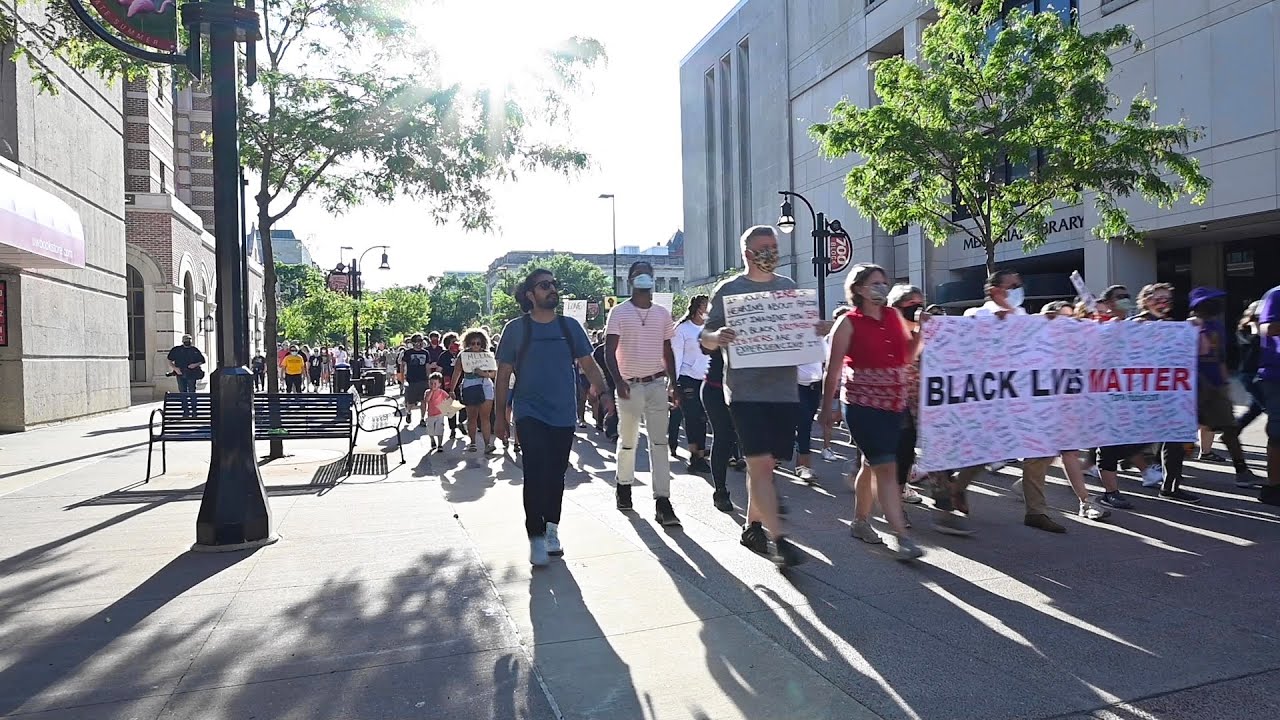 Thousands march in support of Black Lives Matter - YouTube