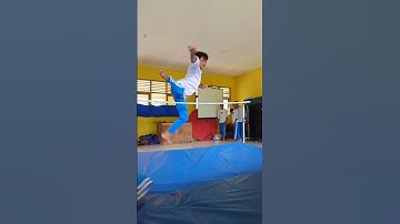 Thumbnail of Cara Lompat Tinggi Gaya Straddle#shorts
