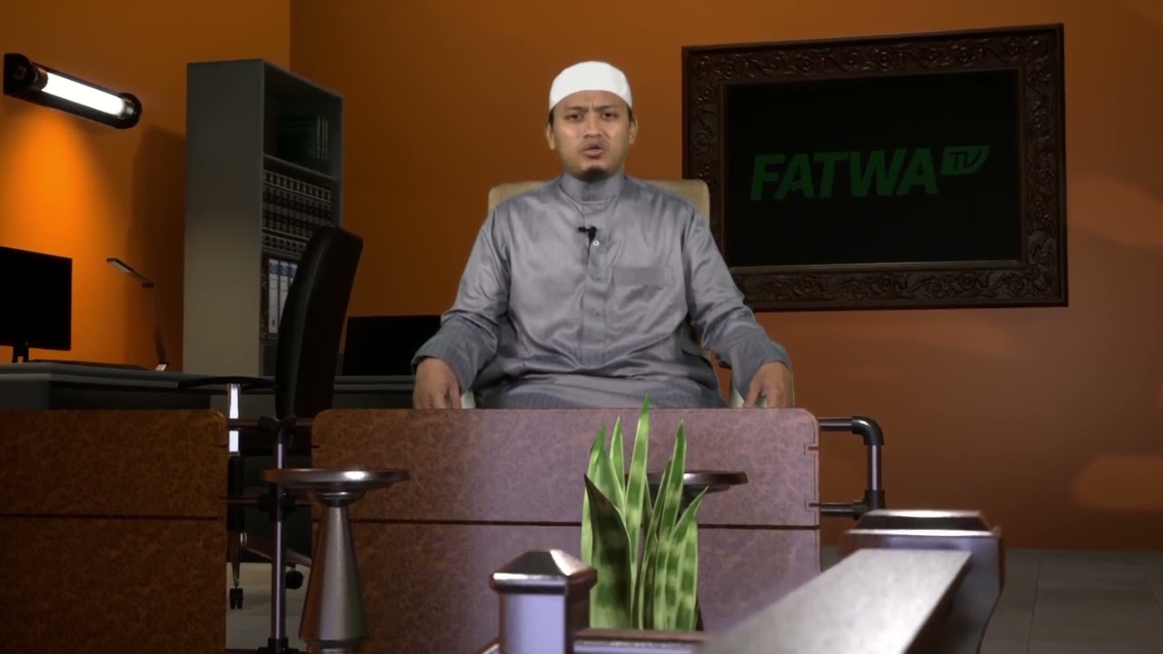 ⁣005 Wanita safar tanpa mahrom untuk belajar  - Ustadz Dr. Emha Hasan Ayatullah, M.A.حَفِظَهُ اللهُ