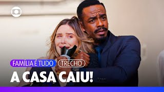 Thumbnail for Hans é desmascarado, faz Electra de refém e acaba preso! | Família É Tudo | TV Globo