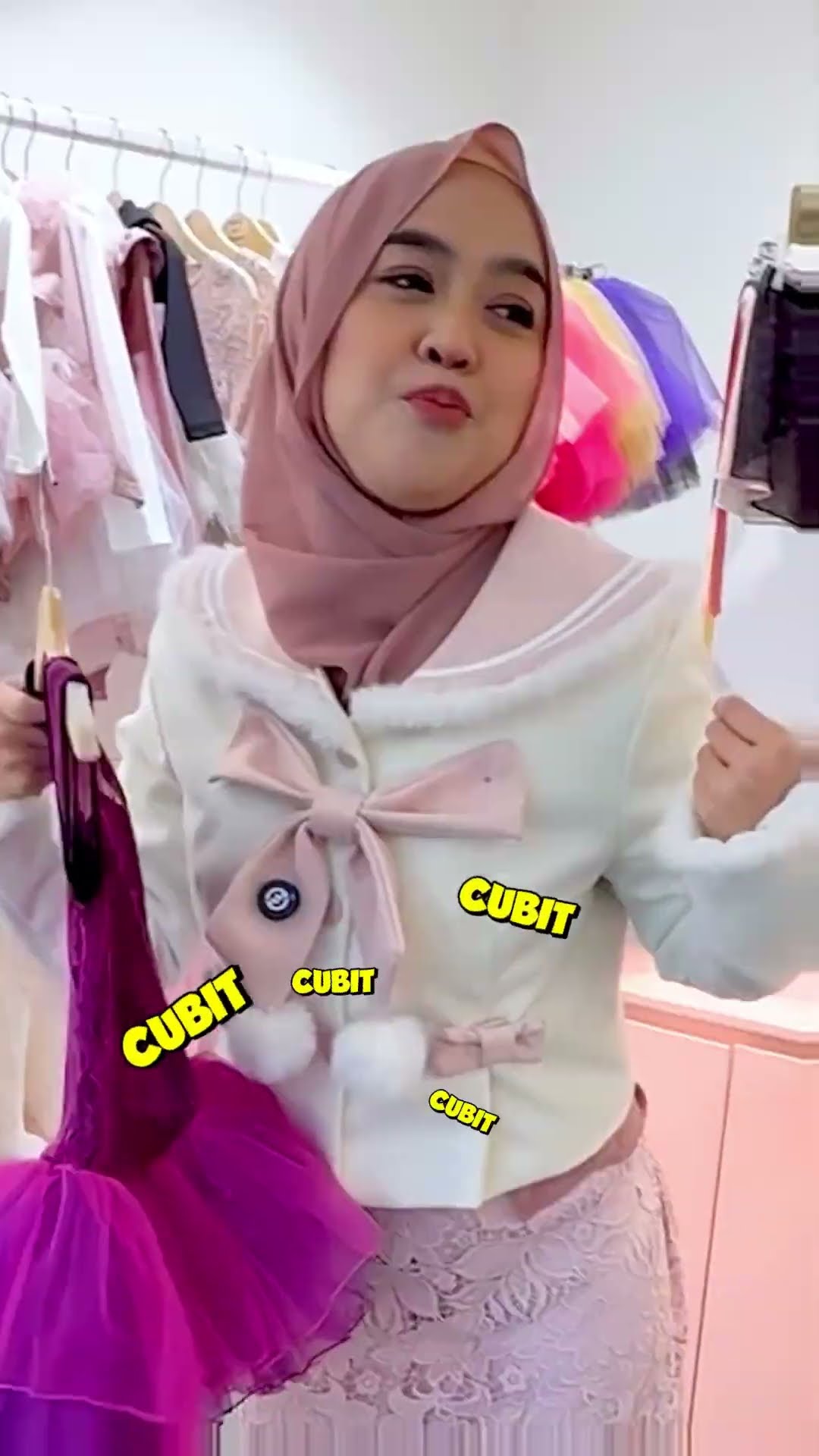 Jauh jauh ke Korea cuma buat ini.. #riaricis