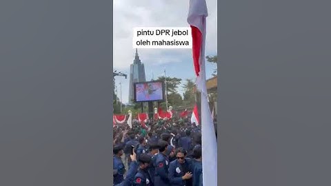 demo mahasiswa tolak Revisi UU Pilkada#mahasiswa #tolakrevisiuupilkada #unjukrasa #demo #dpr