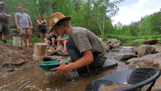 A Few Lucky Days On The Claim - Claim Tours In The Black Hills - Big Thunder Gold Mine