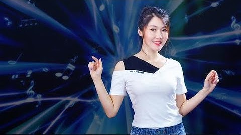 靓声 一曲伤感情歌《离别两依依》 深情演唱 流露出心中的不舍