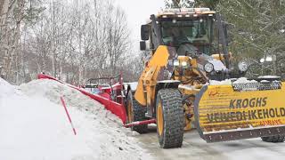 Volvo G946B Road Grader with Mählers SVH4 side plow
