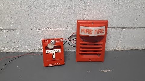 Simplex 2903-9101+2901-9838 with a Simplex 4251-21 T-Bar Pull Station