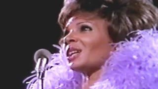 Shirley Bassey - This Is My Life (1973 at Royal Albert Hall) chords