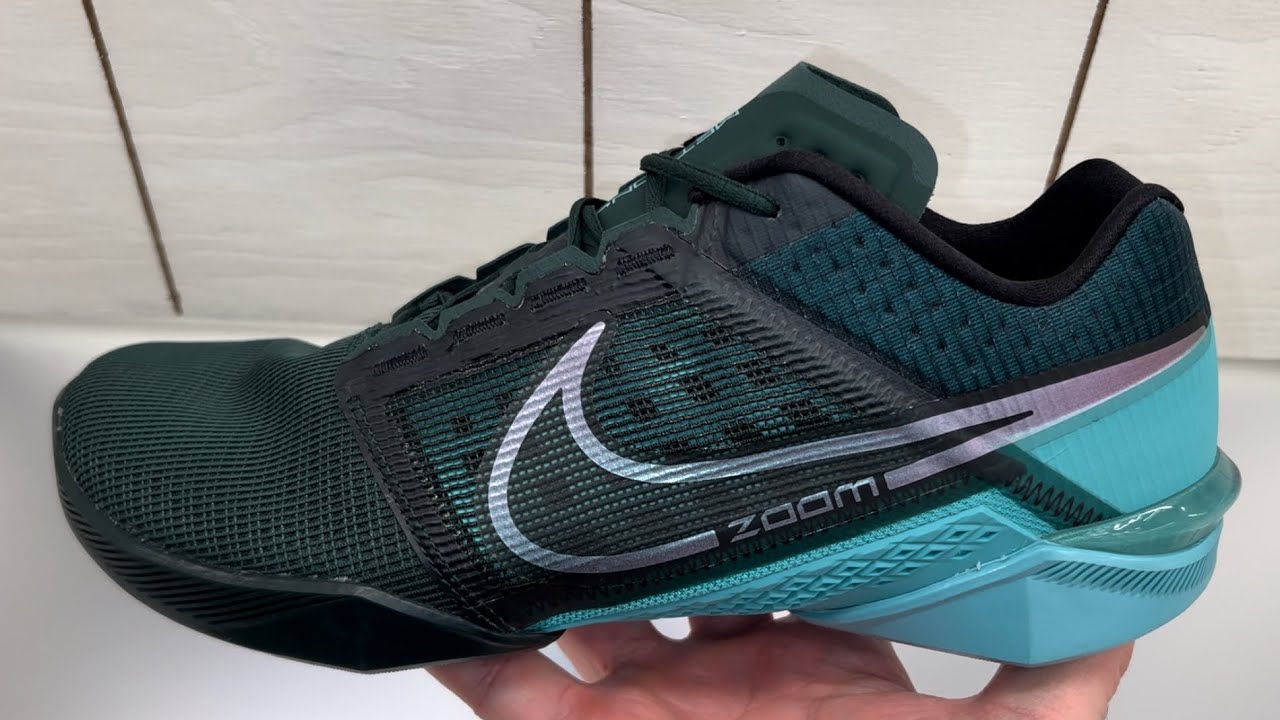 nike green training shoes