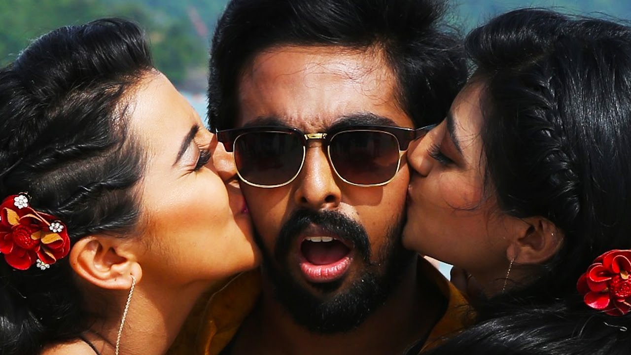 Mirnalini ravi kiss