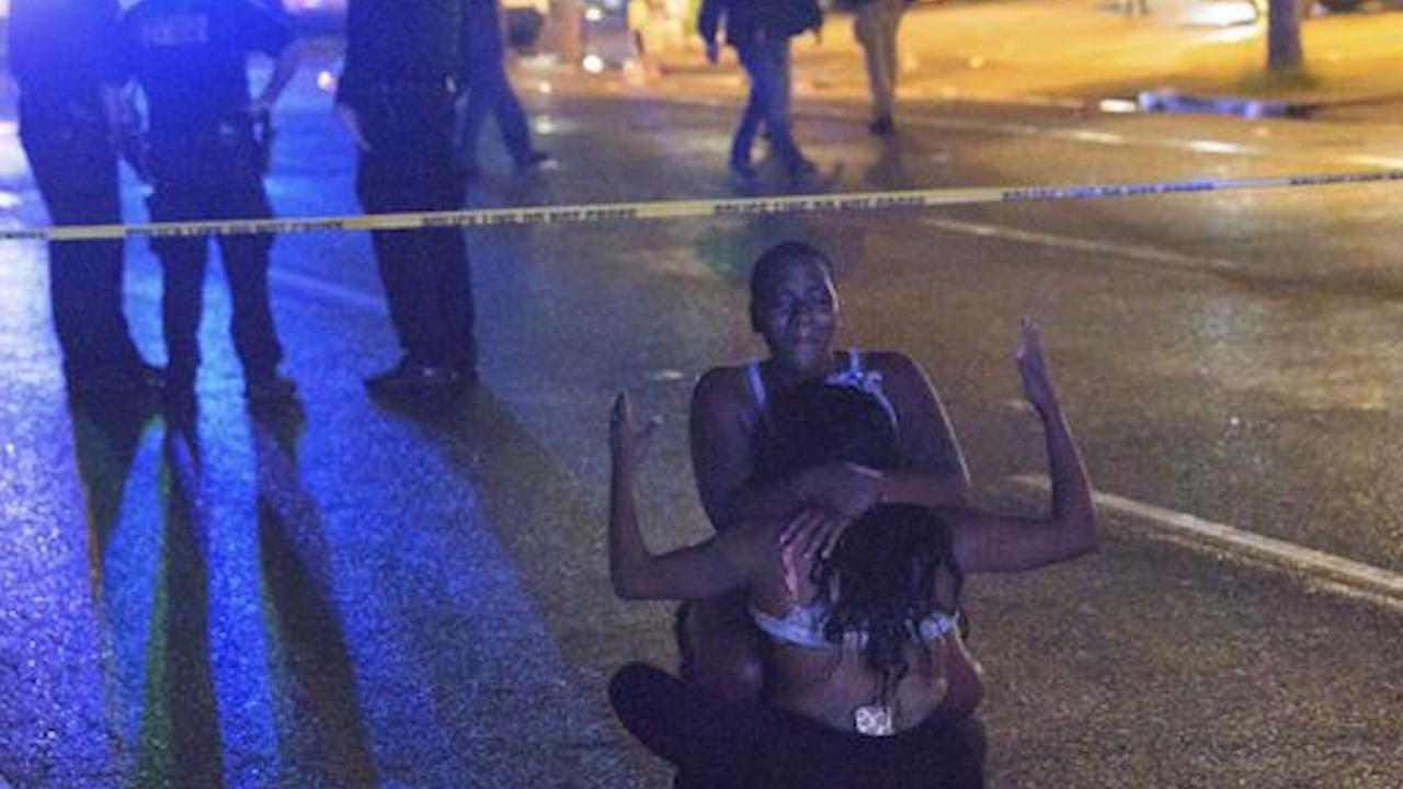 3 Dead And 7 Injured In New Orleans Shooting; Suspects Still At Large