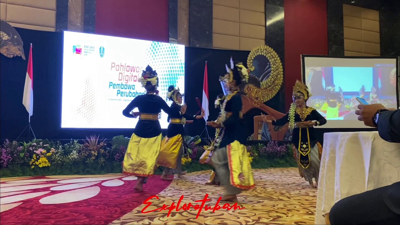 PAHLAWAN DIGITAL PEMBAWA PERUBAHAN