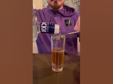 Тыквенный шот🎃 Любой тыквенный сироп ️Пару капель лимонного сока ️Водка ...