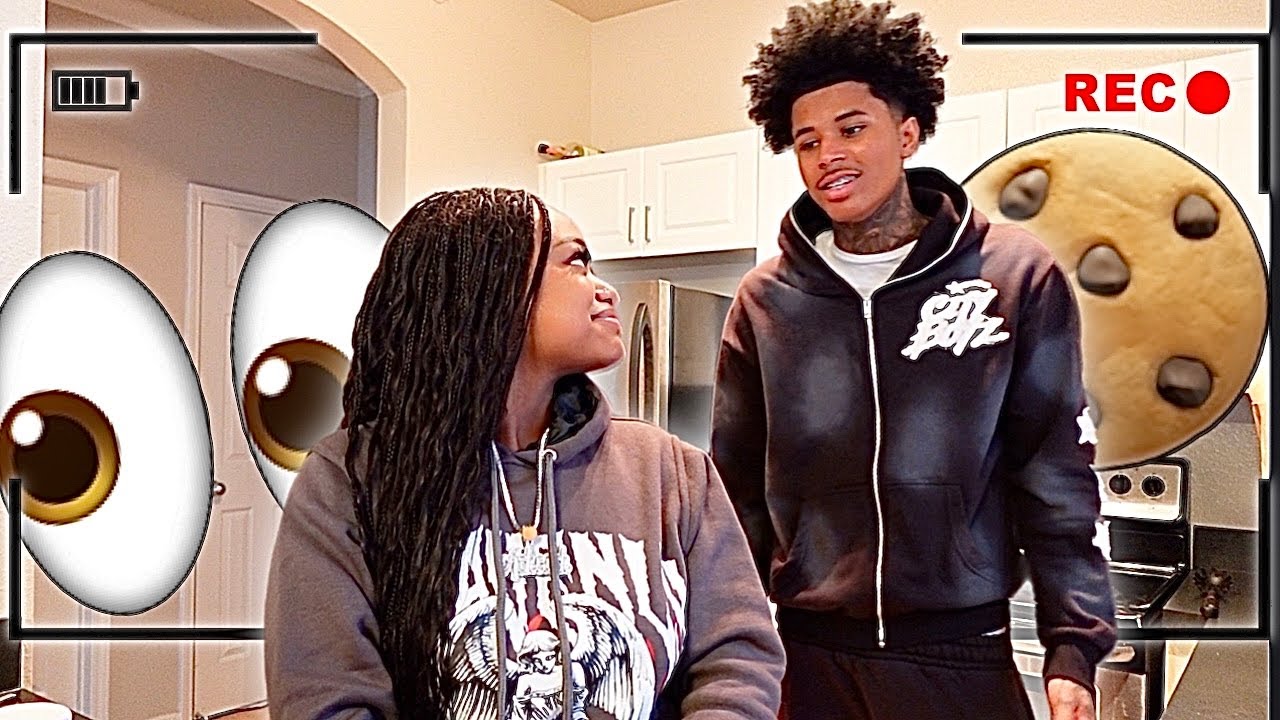 WE GOT BUSY IN THE KITCHEN👀🍪👩‍🍳